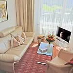 Appartement Parkareal - Freier Blick Auf Berge, Ruhig, Sonnig, Sw-balkon, Parkplatz Davos