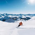 Parkareal - Freier Blick Auf Berge, Ruhig, Sonnig, Sw-balkon, Parkplatz Davos