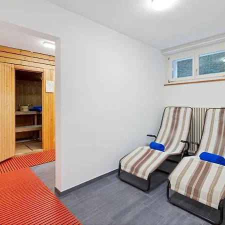 Parkareal - Freier Blick Auf Berge, Ruhig, Sonnig, Sw-balkon, Parkplatz アパート ダヴォス・プラッツ