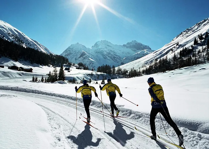 Parkareal - Freier Blick Auf Berge, Ruhig, Sonnig, Sw-balkon, Parkplatz Apartmán Davos
